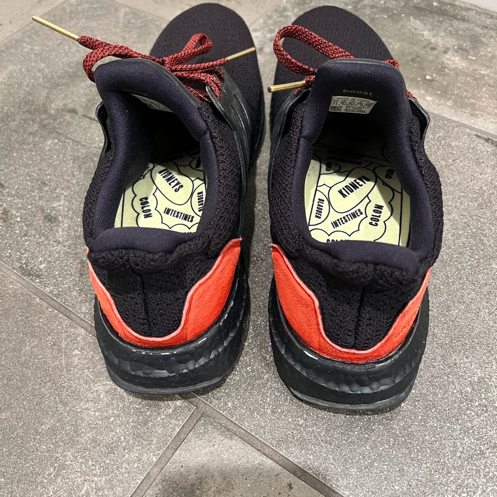 Adidas - Picture 4 of 5